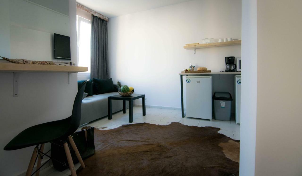 Cherry Garden Apartments Свети-Влас Экстерьер фото