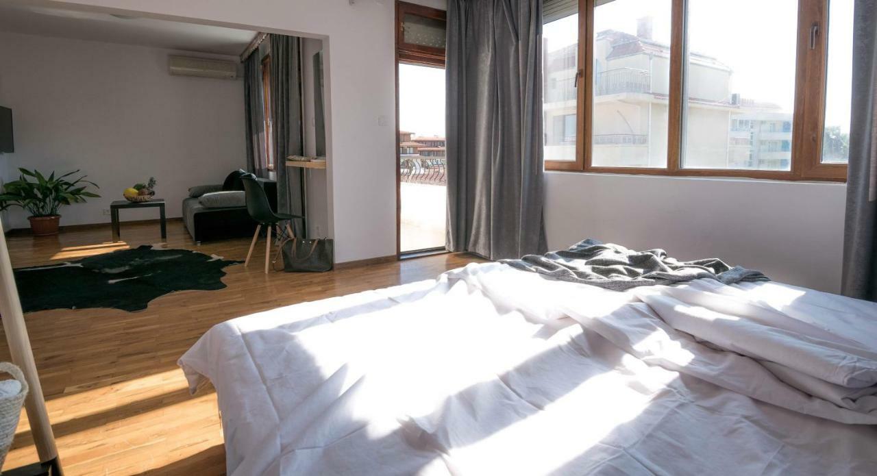 Cherry Garden Apartments Свети-Влас Экстерьер фото